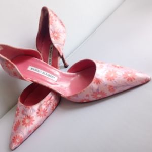 MANOLO BLAHNIK FLORAL HEELS SIZE 37 1/2